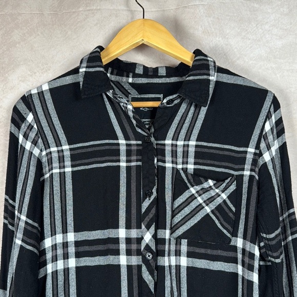 Rails Hunter Black White Plaid Button-Up Shirt Women XS Soft Easy Loose Comfy - Picture 2 of 12